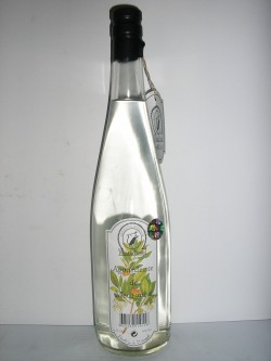 Medronho Carat�o - Aguardente Branca